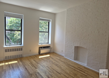 East 83 Street - Photo 1
