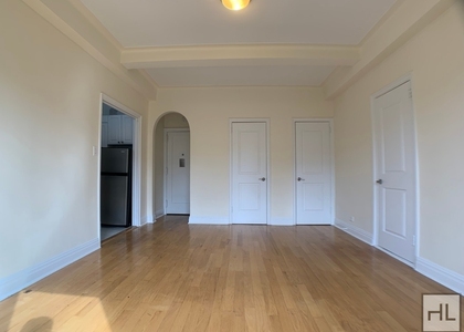 Second Avenue - Photo 1