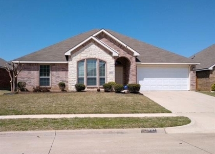 1601 White Willow Lane - Photo 1