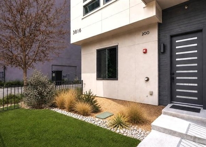 3816 Roseland Avenue - Photo 1