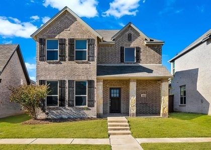 1813 Wayne Lane - Photo 1