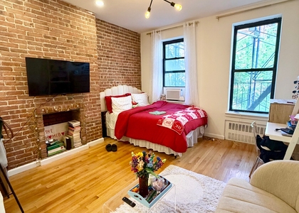 534 East 83rd Street - Photo 1