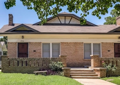1906 Clover Lane - Photo 1