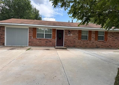 1214 Wolfe City Drive - Photo 1