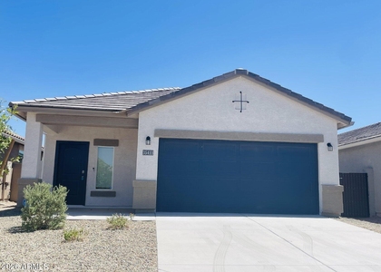 35433 W San Alvarez Avenue - Photo 1