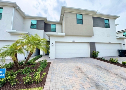 14122 Sw Thorens Drive - Photo 1