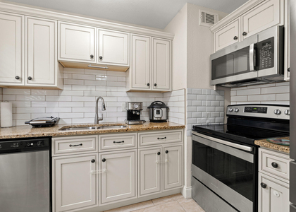 2804 Avenue J - Photo 1