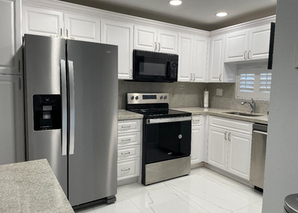 9420 S Hollybrook Lake Drive - Photo 1