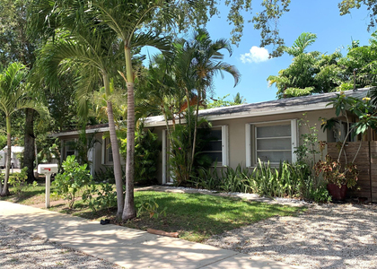 801 Sw 10th Street - Photo 1