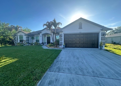 585 Sw Undallo Road - Photo 1