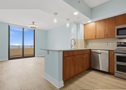 110 N Federal Highway - Photo 1