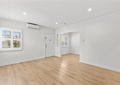 14618 Moorpark Street - Photo 1