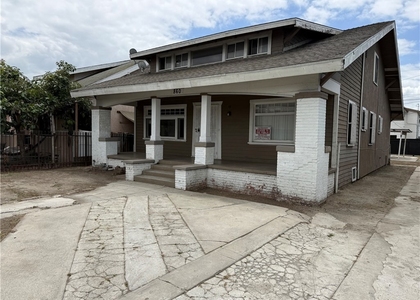860 W 56th - Photo 1