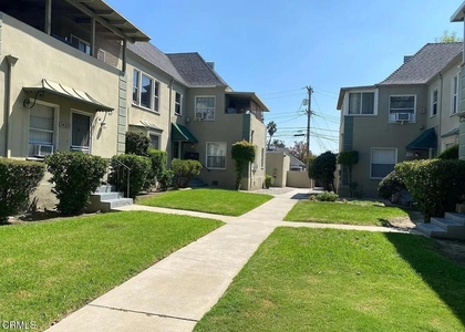 1424 E Wilson Avenue - Photo 1