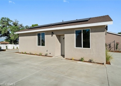 1318 Malachite Avenue - Photo 1