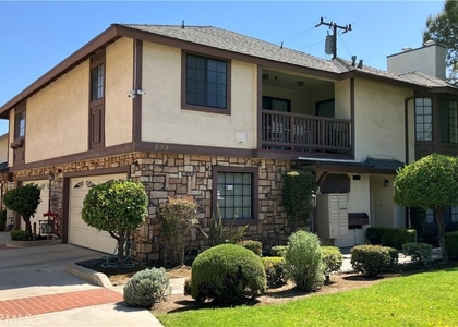838 Fairview Avenue - Photo 1