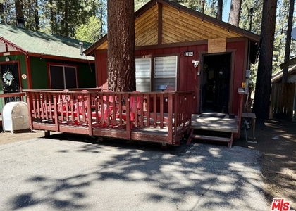 42814 Willow Avenue - Photo 1