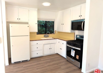 422 Arnaz Drive - Photo 1