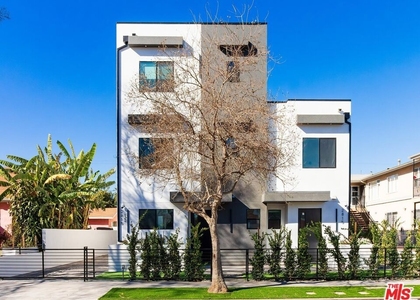 2815 S Redondo Boulevard - Photo 1