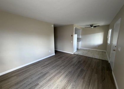 12609 Robison - Photo 1