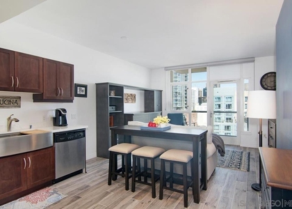 427 9th Ave - Photo 1
