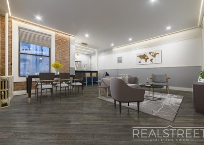 141 Joralemon Street - Photo 1