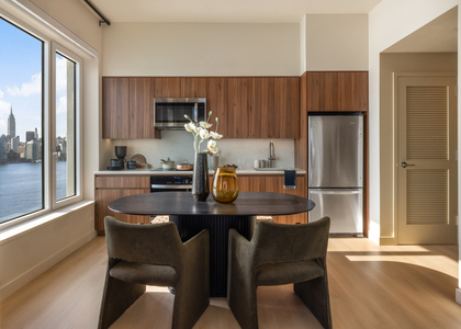18 India St - Photo 1