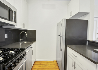 Second Avenue - Photo 1