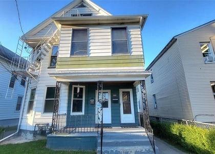319 Mansion Street - Photo 1