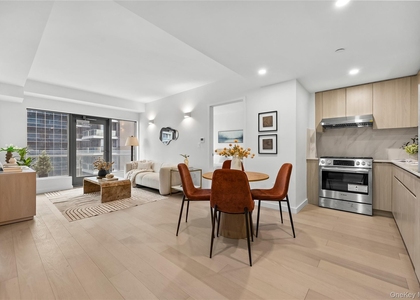 33-71 Prince Street - Photo 1