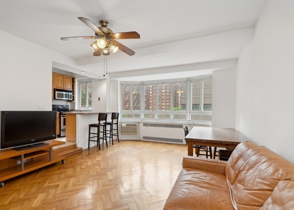 333 W 57th Street - Photo 1