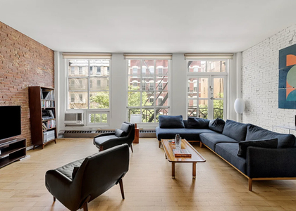 422 W Broadway - Photo 1
