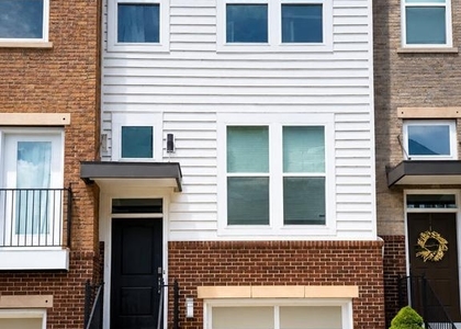 42654 New Dawn Terrace - Photo 1