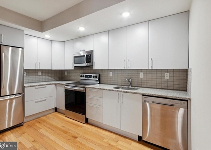 1819-21 Ginnodo Street - Photo 1