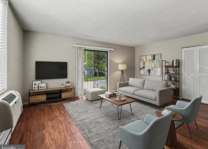 408 W Lafayette Street - Photo 1