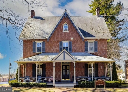 428 N Church Street - Photo 1