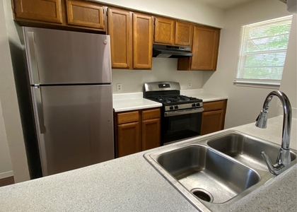 806 Sirocco Dr - Photo 1