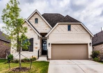 114 Chinaberry Bnd - Photo 1