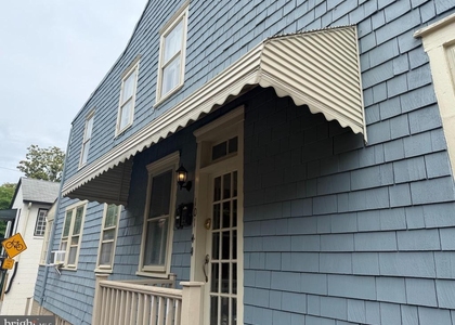 101 Charles Street - Photo 1