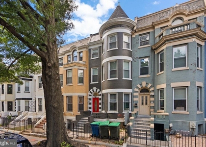 59 Rhode Island Avenue Nw - Photo 1