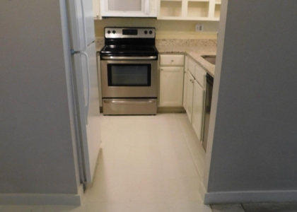 805 Paisley Dr - Photo 1