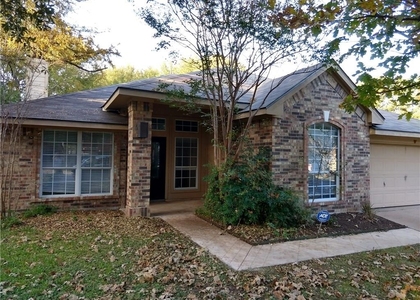 1007 Russwood Cv - Photo 1