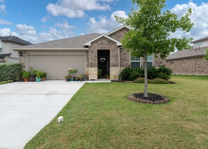 1444 Acorn Wood - Photo 1