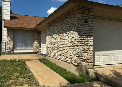 2202 Donahue Ln - Photo 1