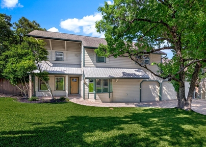 4301 Hyridge Dr - Photo 1