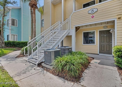 100 Fairway Park Boulevard - Photo 1