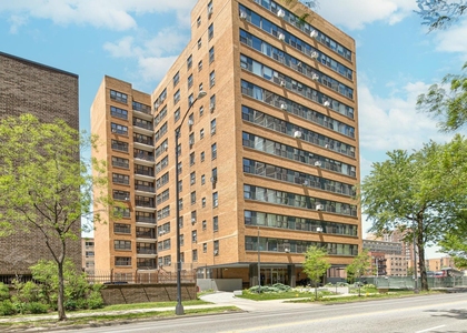 6118 N Sheridan Road - Photo 1