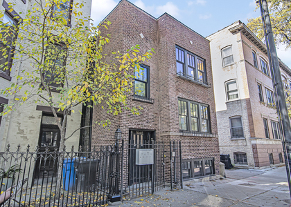 1648 N Sedgwick Street - Photo 1