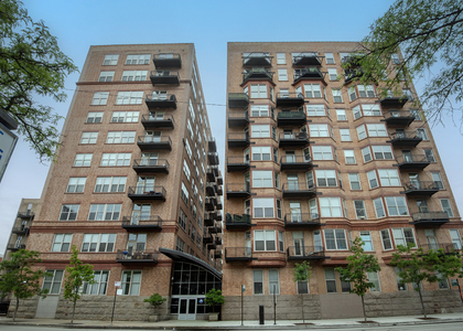 500 S Clinton Street - Photo 1