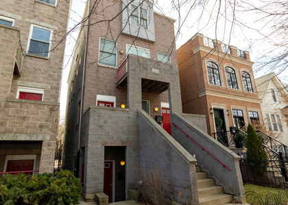 1423 W Melrose Street - Photo 1